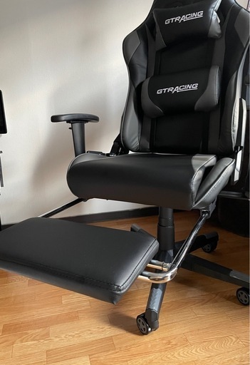 ほぼ新品　保証付き ゲーミングチェア GTRacing