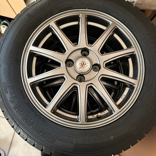 スタッドレスタイヤ