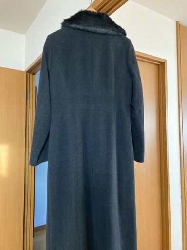 新品ファー付きロングコート