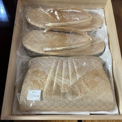 草履と手提げバック
