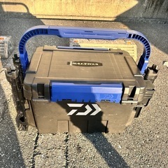 釣り　タックルボックス　