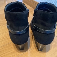 ショートブーツの画像