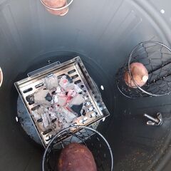 やきいも　炭火焼き釜　焼き芋焼けます　いもかけ付き　コンパクト 新製品 焼き芋器 炭火用 学園文化祭り やきいも イベント 焼いも機 独立開業 副業 キッチンカー キャンプ BBQ 道の駅の画像