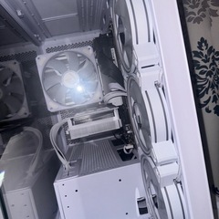 ほぼ未使用。ゲーミングPC
