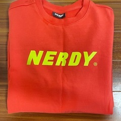 NERDY スウェットシャツの画像