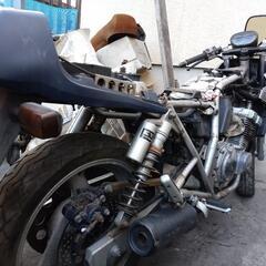 スズキＧＳＸ250sカタナのレストアベースです。の画像