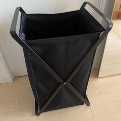 折り畳みランドリーボックスの画像