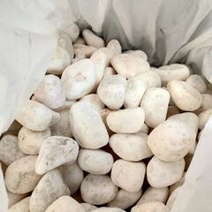 園芸用品　白玉石　玉砂利　50kg～