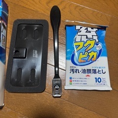 ソフト99  窓フクピカハンディワイパー　シート付き　カー用品　掃除　油膜取り　曇り止め　車 の画像