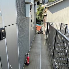【スキマバイト】アパート共用部分の簡単な清掃作業です【横浜市中区千代崎町】の画像