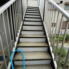 【スキマバイト】アパート共用部分の簡単な清掃作業です【横浜市中区千代崎町】の画像