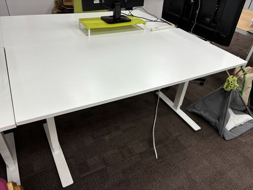 【中古：12/1掲載終了予定】IKEA 昇降デスク SKARSTA(160×80cm):4台あり(1台からでもお譲り可能)