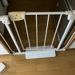 ベビーゲート