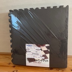 【新品】大判、厚手ジョイントマット4枚　