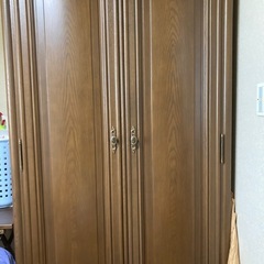 桐の洋服箪笥