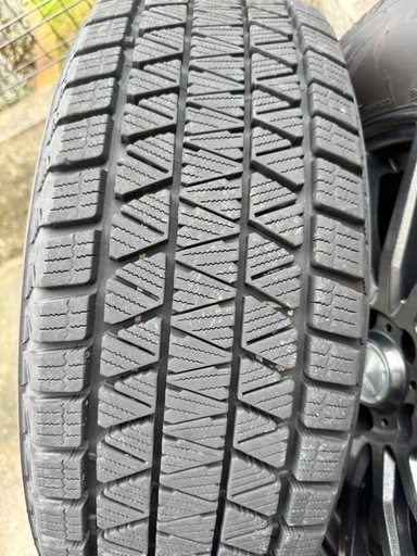 スタッドレス　ブリザック　225/65R17 　RAV4等