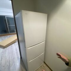 【THOSHIBA 2019年製 冷蔵庫 330L】1万円でお譲りします！