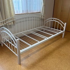 シングルベッド