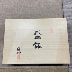 盛皿　白色　木箱付き　新品未使用