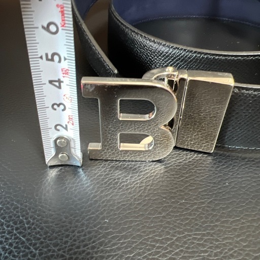 お値下げ致しました！⭐️新品　未使用　BALLY レザー ベルト 黒　リバーシブル