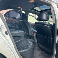 福岡★車検R8年３月！レクサスLS460/V8/サンルーフ，エアサスコントローラーASC460/USF40/1UR交換&交渉の画像