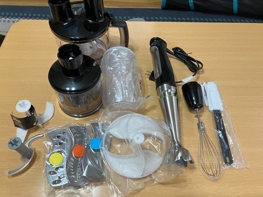 「お譲り先決まりました\n亅未使用品　 ブラウンマルチクイック7ブレンダー
