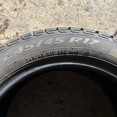 スタッドレス　17インチの画像