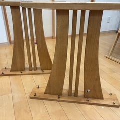 　ニトリ　テーブル脚のみ　天板なし