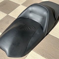 ヤマハ　マジェスティ250 純正シート　SG03J
の画像