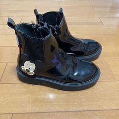 ZARA キッズ　ショートブーツの画像
