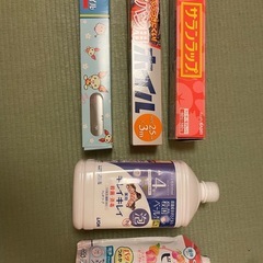 家庭生活用品10点まとめて1000円の画像