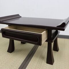 【ヤ取終了4/12】≪C302ジ-イ20新≫【在庫品】経台/経机 引き出し付 幅約55cm 供物台/お供え台/仏前机 寺院 法要/法事 仏教/仏壇/仏具/仏教道具/仏教美術の画像
