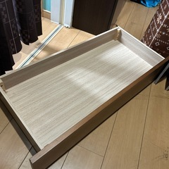 ベット下引き出しの画像