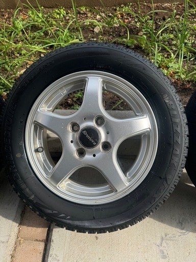 タイヤ155/65r13 スタッドレス