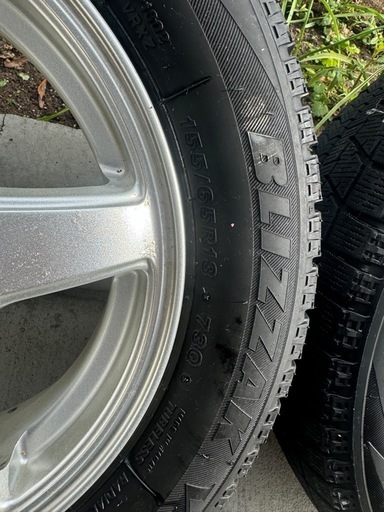 タイヤ155/65r13 スタッドレス