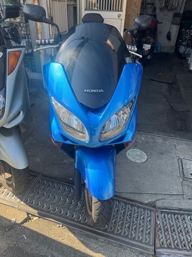 MF08 フォルツァ　廃車渡し　バイク屋　展示中