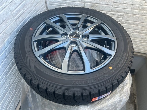 スタッドレスタイヤ