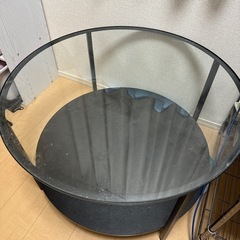 IKEA ガラスローテーブル