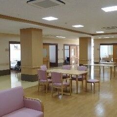 残業月平均5hでプライベート充実！/賞与3.0ヶ月分支給で生活安定！/居宅ケアマネージャーの画像