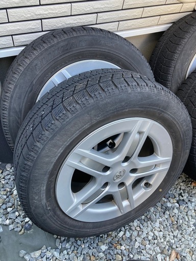 ブリヂストン スタッドレスタイヤ アルミホイールセット 205/60R16 4本 2017年製