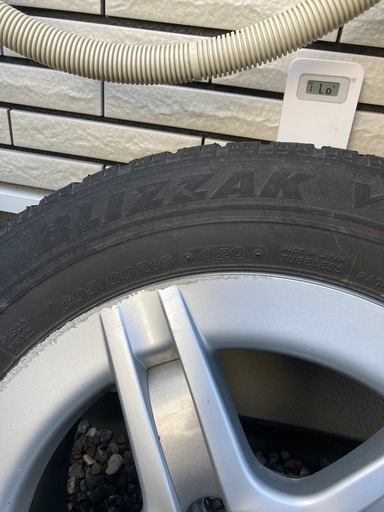 ブリヂストン スタッドレスタイヤ アルミホイールセット 205/60R16 4本 2017年製
