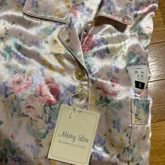 新品未使用品婦人パジャマ上下
