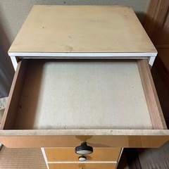 タンスの画像