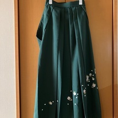 レディース袴　深緑　桜刺繍　美品　大学　卒業式の画像