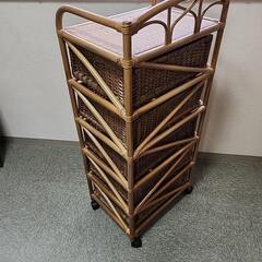 【12月中旬までの掲載】キャスター付き藤チェスト　ラタンチェスト　籐製品の画像