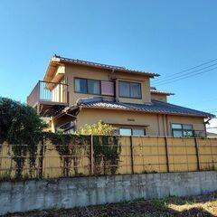三重・名張・つつじが丘北５番町！６LDK！リビングに囲炉裏…