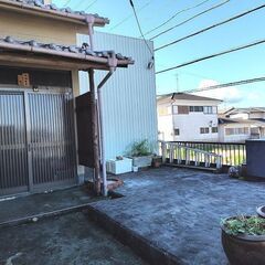 三重・名張・つつじが丘北５番町！６LDK！リビングに囲炉裏有り！ − 三重県