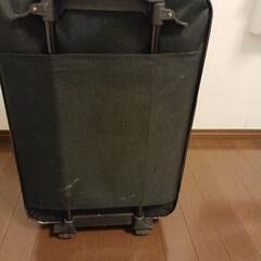 キャリーケースの画像