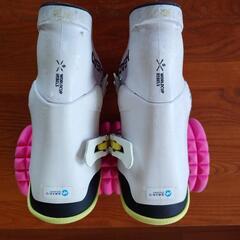 Head 21.0/21.5 ジュニア スキーブーツ RAPTOR 40 の画像