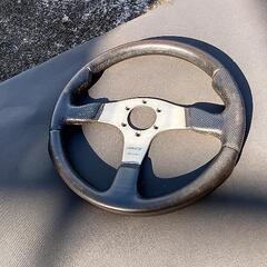 モモ　ステアリングホイールの画像
